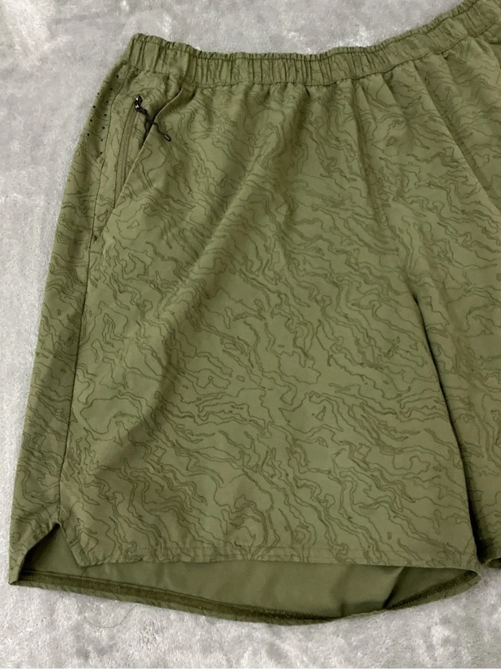 REI Co-Op Trailmade Swim Trunks Mens Large lined green topographic print pockets
